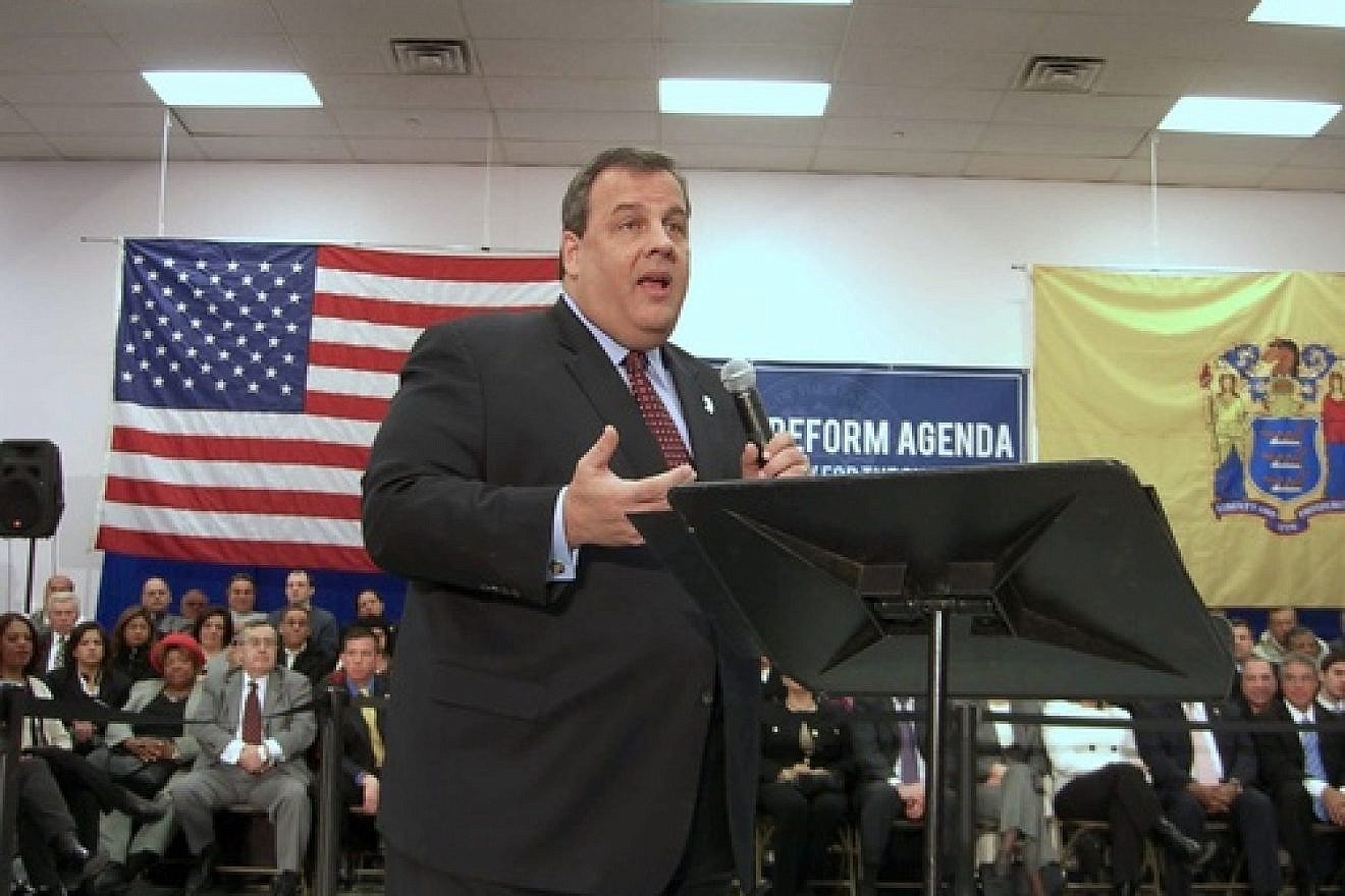 Click photo to download. Caption: New Jersey Governor Chris Christie speaks at a town hall meeting in Union City, New Jersey, on February 9, 2011. Credit: Luigi Novi via Wikimedia Commons.
