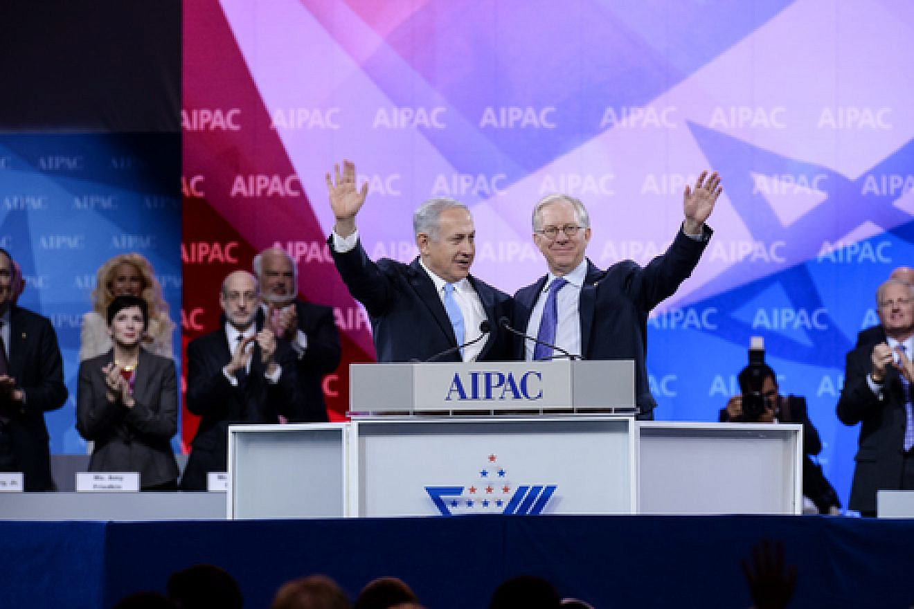 Click photo to download. Caption: Prime Minister Benjamin Netanyahu (left) with outgoing AIPAC President Michael Kassen at the 2014 AIPAC conference on Tuesday morning. Credit: AIPAC.