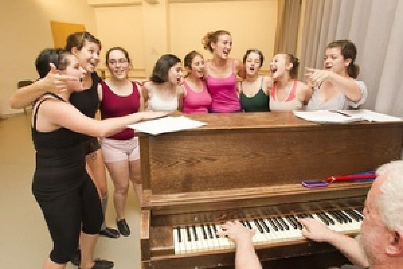 Theater at the Passport NYC Jewish camp in New York City. Credit: Andrew Sherman/92Y Passport NYC.