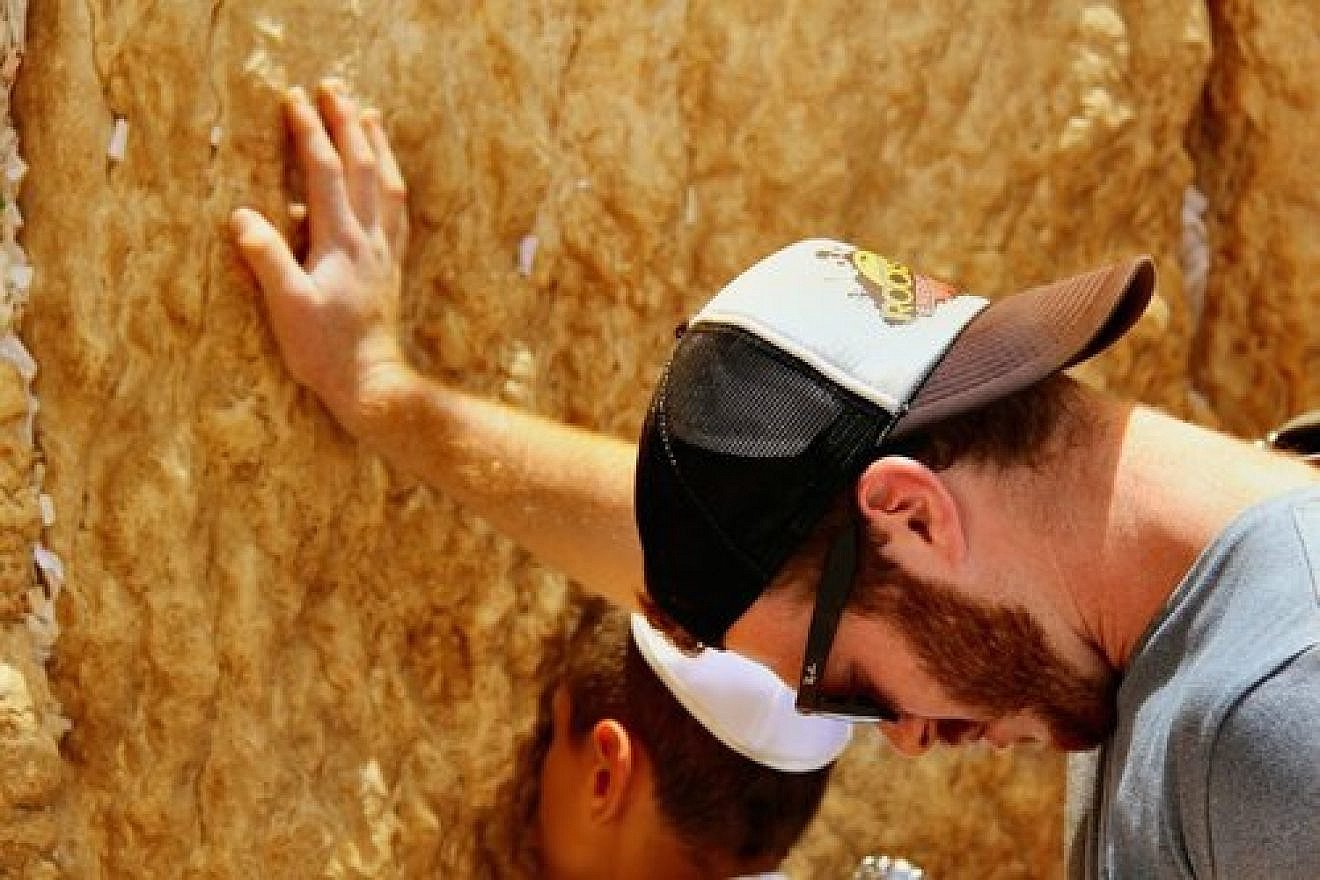 A Covenant Journey participant at the Western Wall in Jerusalem. Credit: Liberty Counsel.