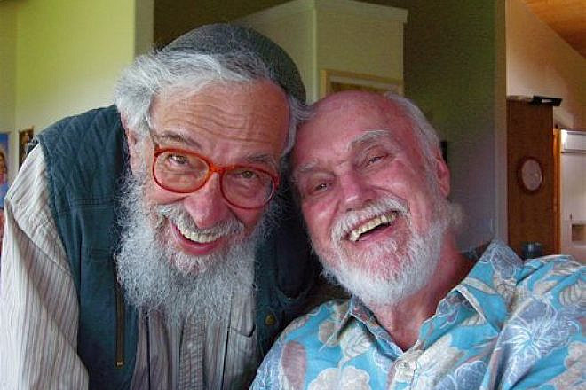 Rabbi Zalman Schachter-Shalomi (left) and Ram Dass in February 2008. Schachter-Shalomi, a founder of the Jewish Renewal movement, died last month. Credit: Joan Halifax via Wikimedia Commons.