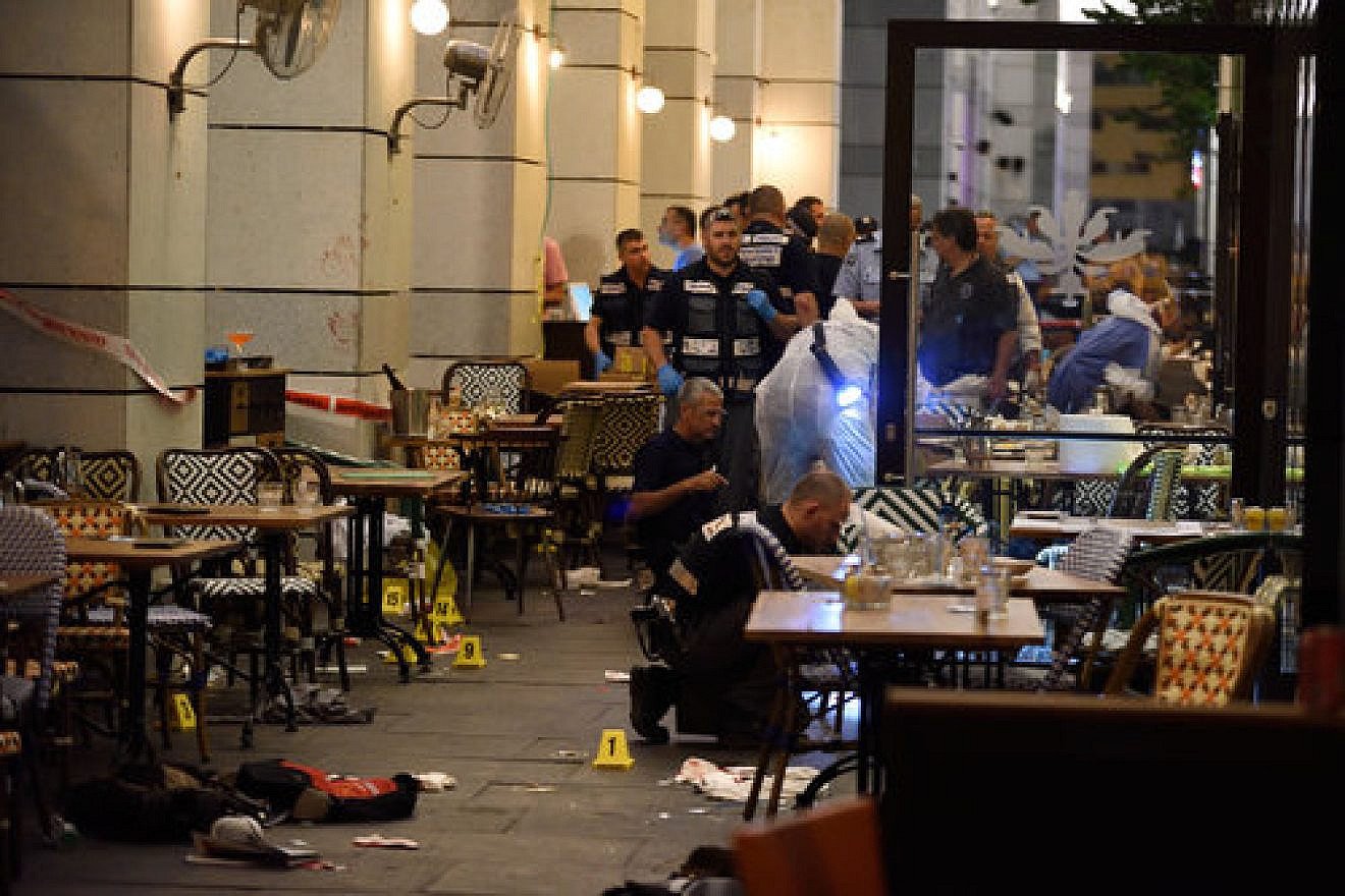 Click photo to download. Caption: Israeli security forces at the scene where Palestinian terrorists opened fire and killed four people at the Sarona market in Tel Aviv on June 8. Credit: Gili Yaari/Flash90.