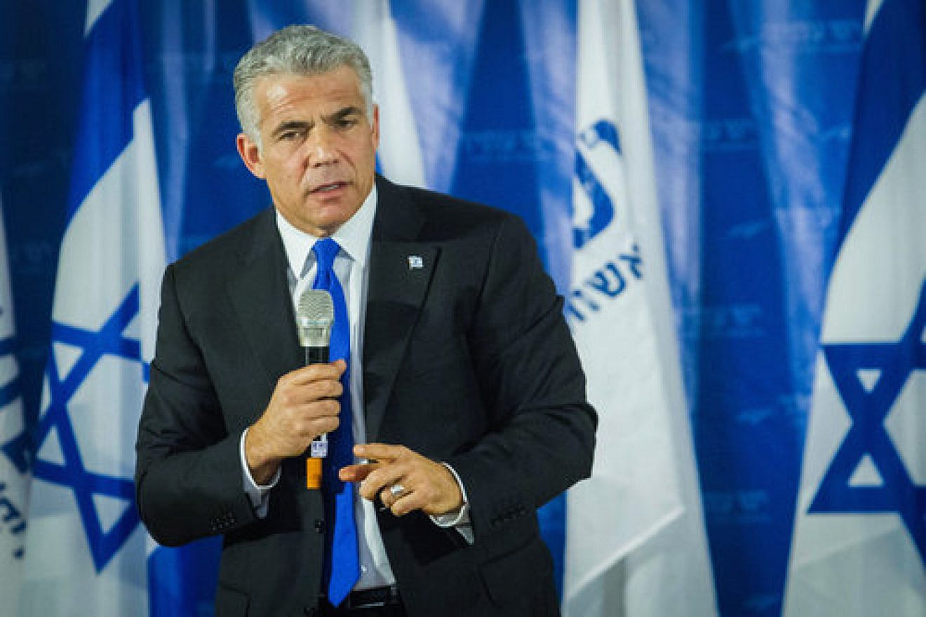 Israeli Yesh Atid Party leader Yair Lapid speaks in Netanya, March 19, 2017. Photo by Flash90.