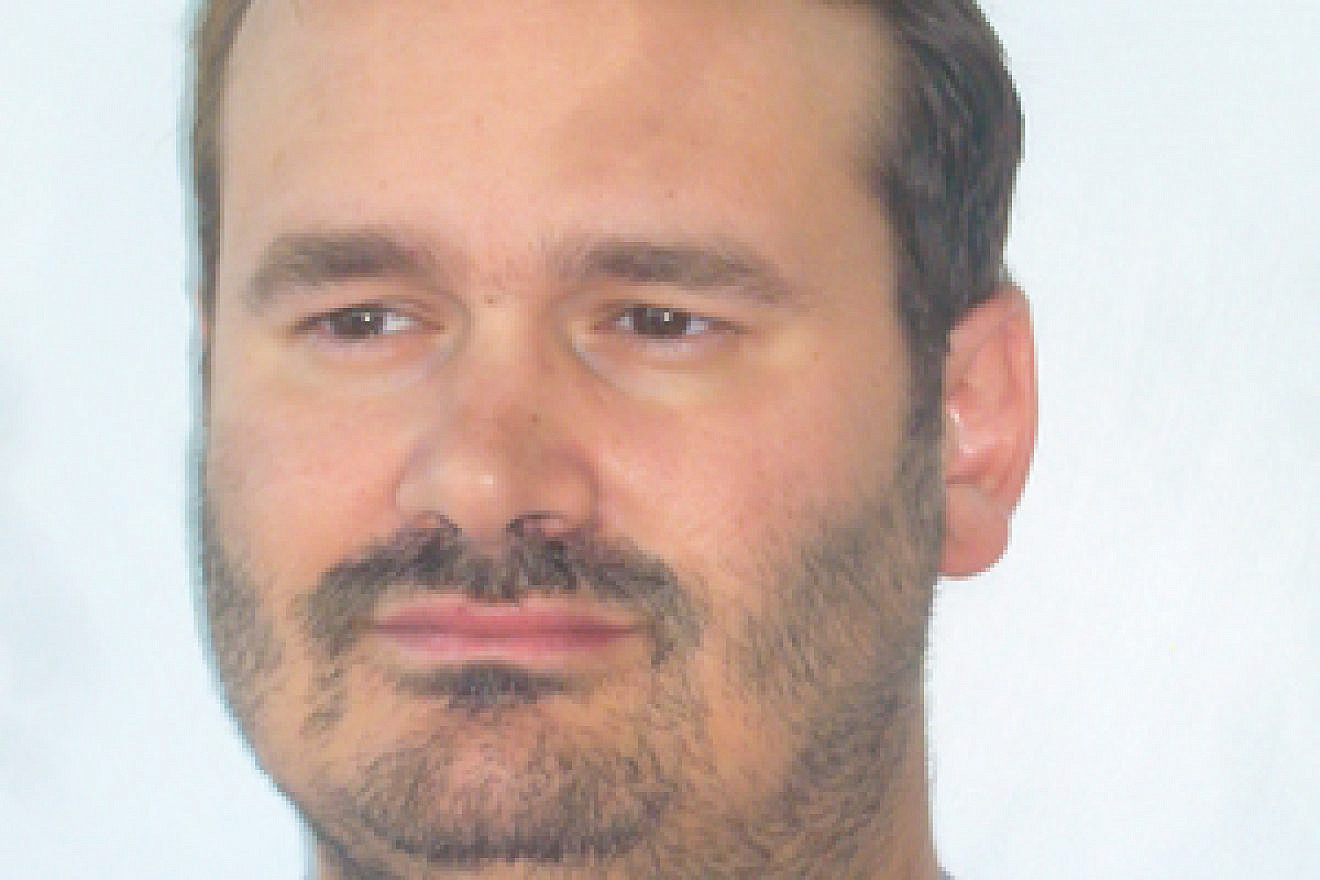 Click photo to download. Caption: Seth Frantzman.