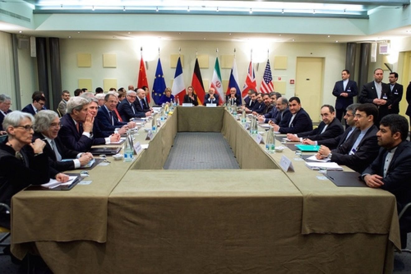 Foreign ministers and other officials from the P5+1 countries, the European Union, and Iran—including John Kerry of the United States, Philip Hammond of the United Kingdom, Sergey Lavrov of Russia, Frank-Walter Steinmeier of Germany, Laurent Fabius of France, Wang Yi of China, Federica Mogherini of the EU, and Javad Zarif of Iran—are pictured in Lausanne, Switzerland, on March 30, 2015, amid multilateral negotiations with Iran about the future of its nuclear program. Credit: United States Department of State.