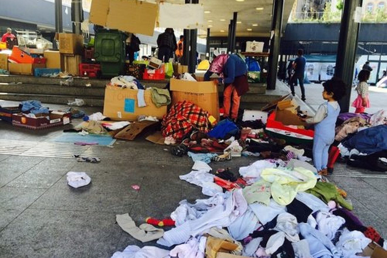 Syrian refugees at a train station in Budapest, Hungary. Credit: JDC.