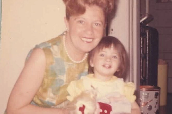 A young Dawn Lerman with her grandmother, Beauty. Credit: Courtesy Dawn Lerman.
