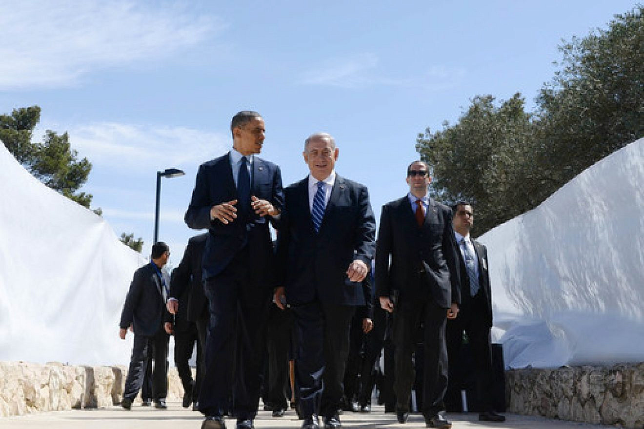 Click photo to download. Caption: U.S. President Barack Obama and Israeli Prime Minister Benjamin Netanyahu seen during an exhibition of technological innovations, "Israel Technology for a Better World," at the Israel Museum in Jerusalem on March 21, 2013, during Obama's three-day visit to the region. Credit: Kobi Gideon/GPO/FLASH90.