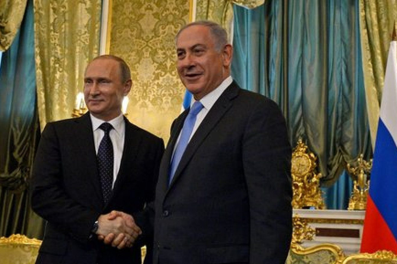 Israeli Prime Minister Benjamin Netanyahu and Russian President Vladimir Putin during a meeting in Moscow in June 2016. Credit: Haim Zach/GPO.