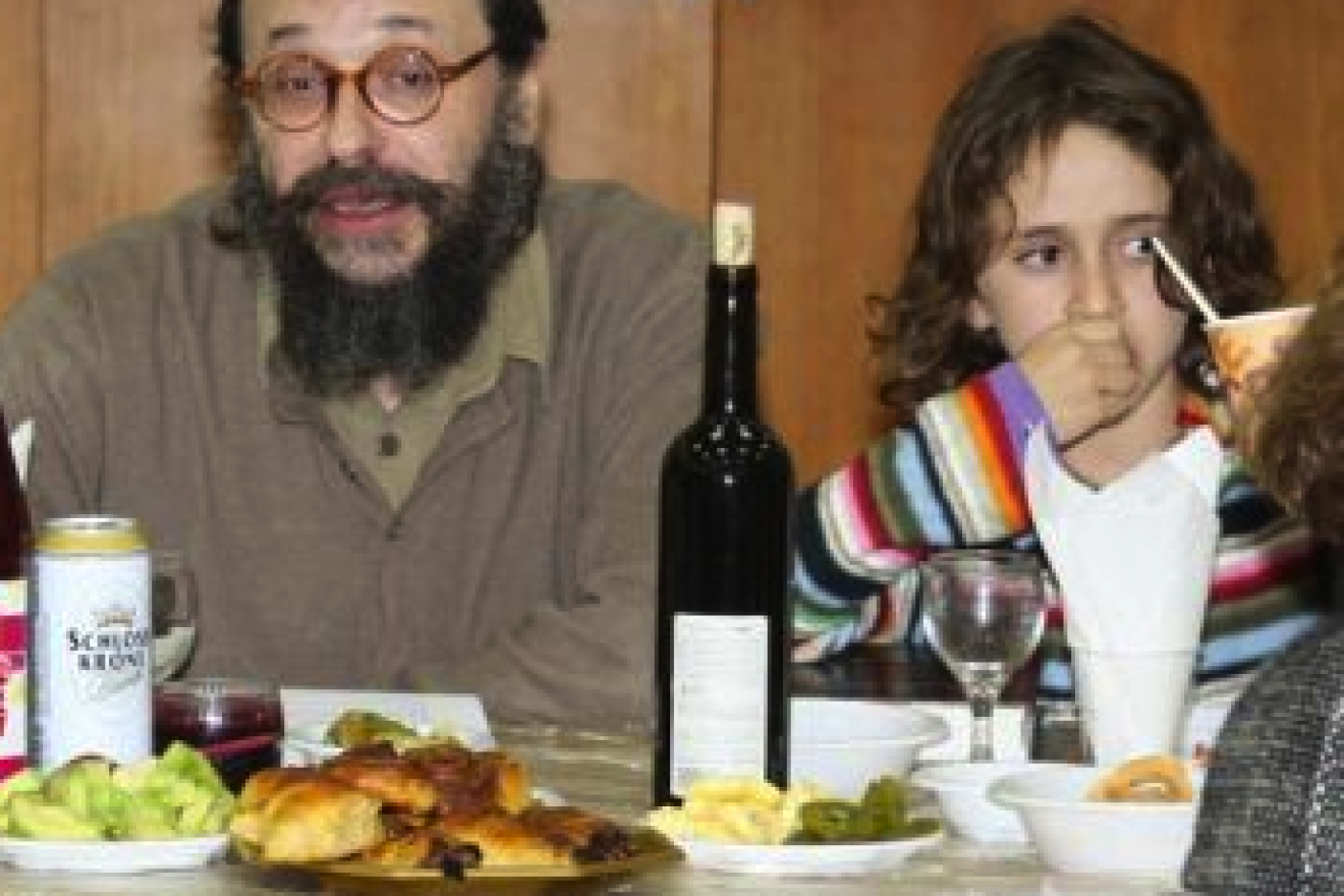 Seders boring your children? Here are some suggestions to liven up the night. Credit: Anna Antopolsky.