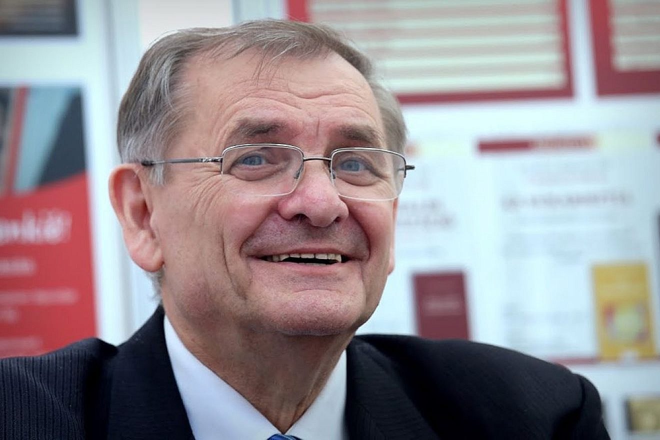 Sandor Lezsak, deputy speaker of the Hungarian Parliament. Credit: Thaler Tamas via Wikimedia Commons.