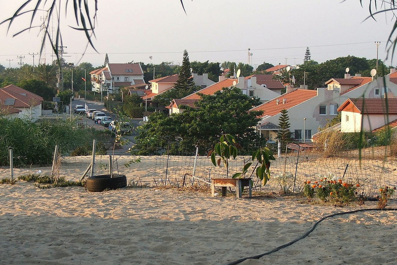 Neve Dekalim was Gush Katif's urban center and home to the largest community. Credit: Yakob Ben-Avraham via Wikimedia Commons.