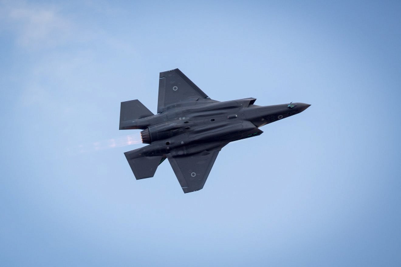 An Israeli Air Force F-35 fighter jet flies during an air show at the Hatzerim Air Base in the Negev Desert, Dec. 29, 2016. Credit: Miriam Alster/Flash90.
