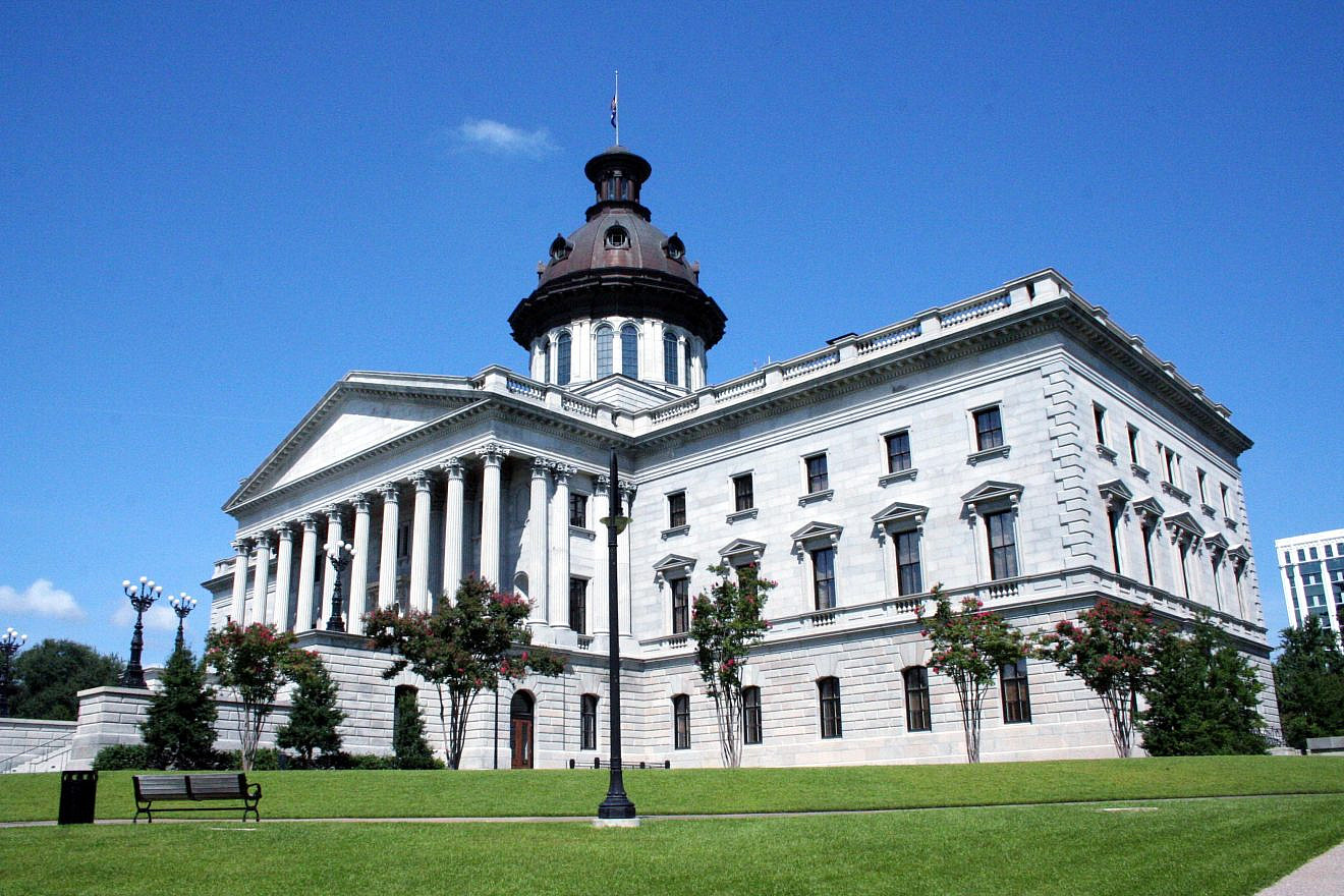 South Carolina State House. Credit: Wikimedia Commons.