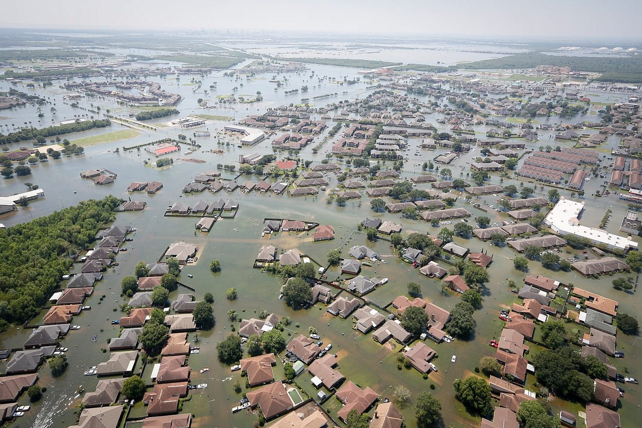 An aerial view of the historic flooding in Houston during Hurricane Harvey. Credit: U.S. Air National Guard Photo by Staff Sgt. Daniel J. Martinez