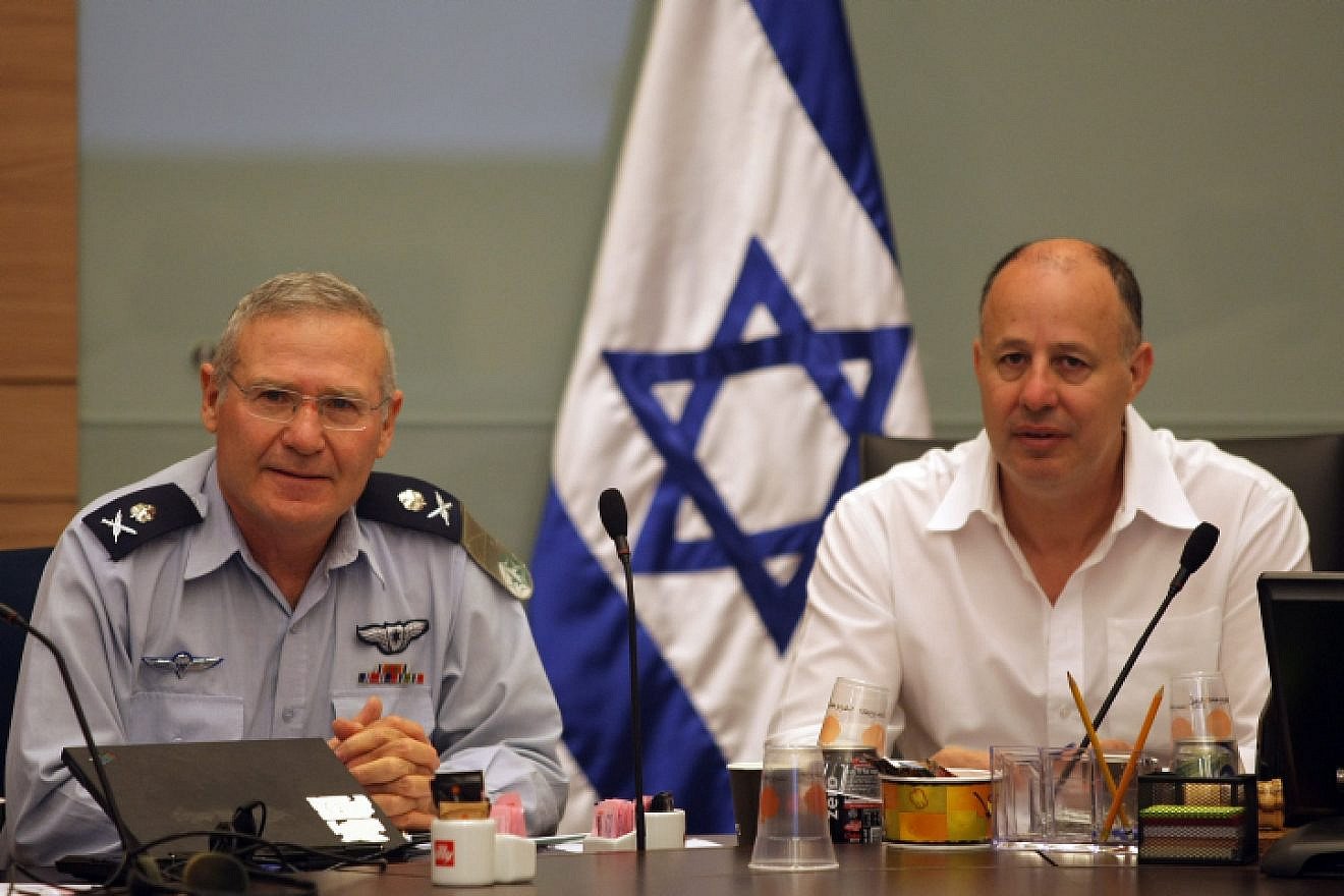 Maj. Gen. Amos Yadlin, director of Military Intelligence (left), and chairman of the Israeli Foreign Affairs and Defense Committee Tzahi Hanegbi attend a session of the Security and Foreign Affairs Committee in the Knesset on June 22, 2008. Photo by Kobi Gideon/Flash90.