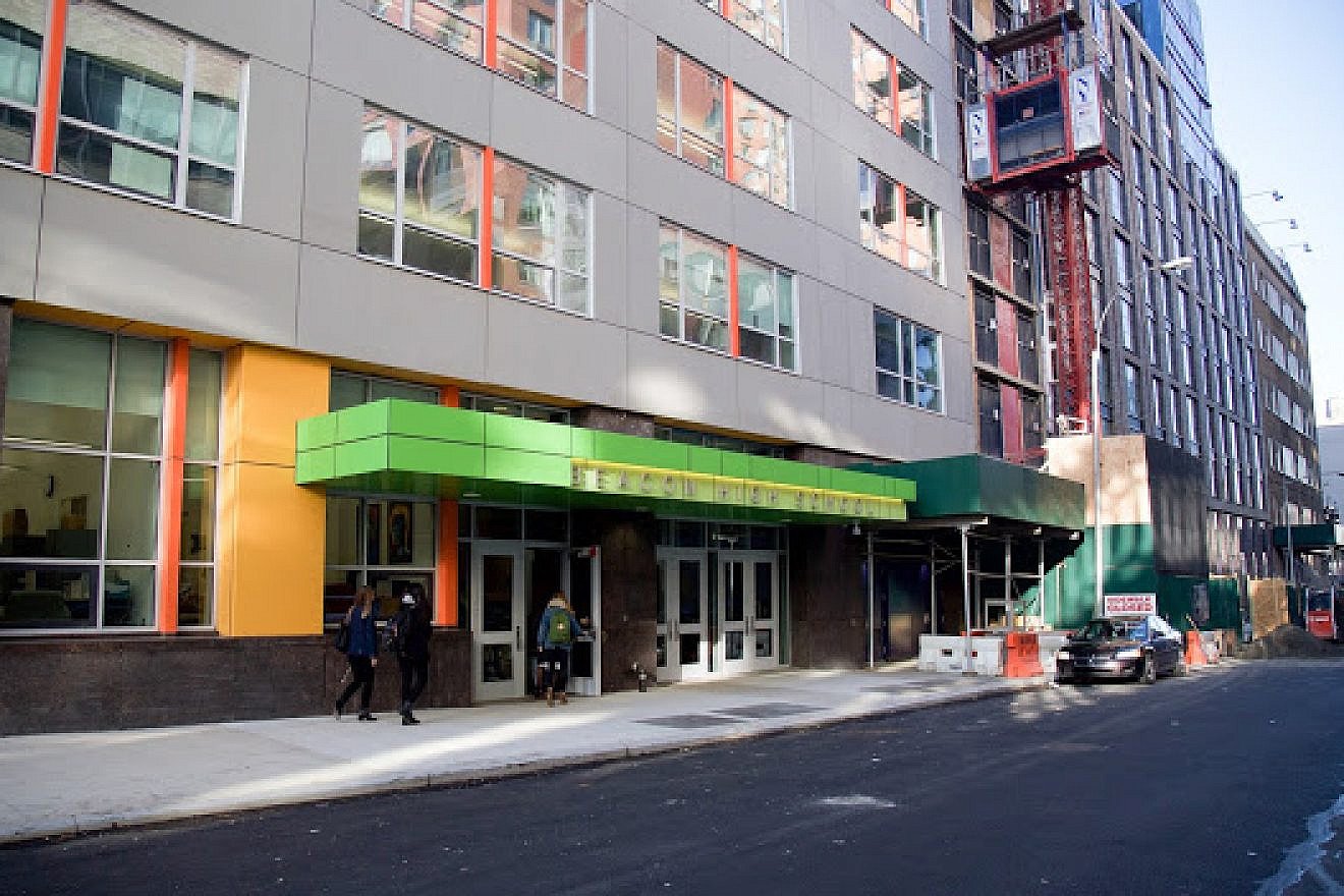 The outside of Beacon High School in New York City. Credit: Beacon High School.