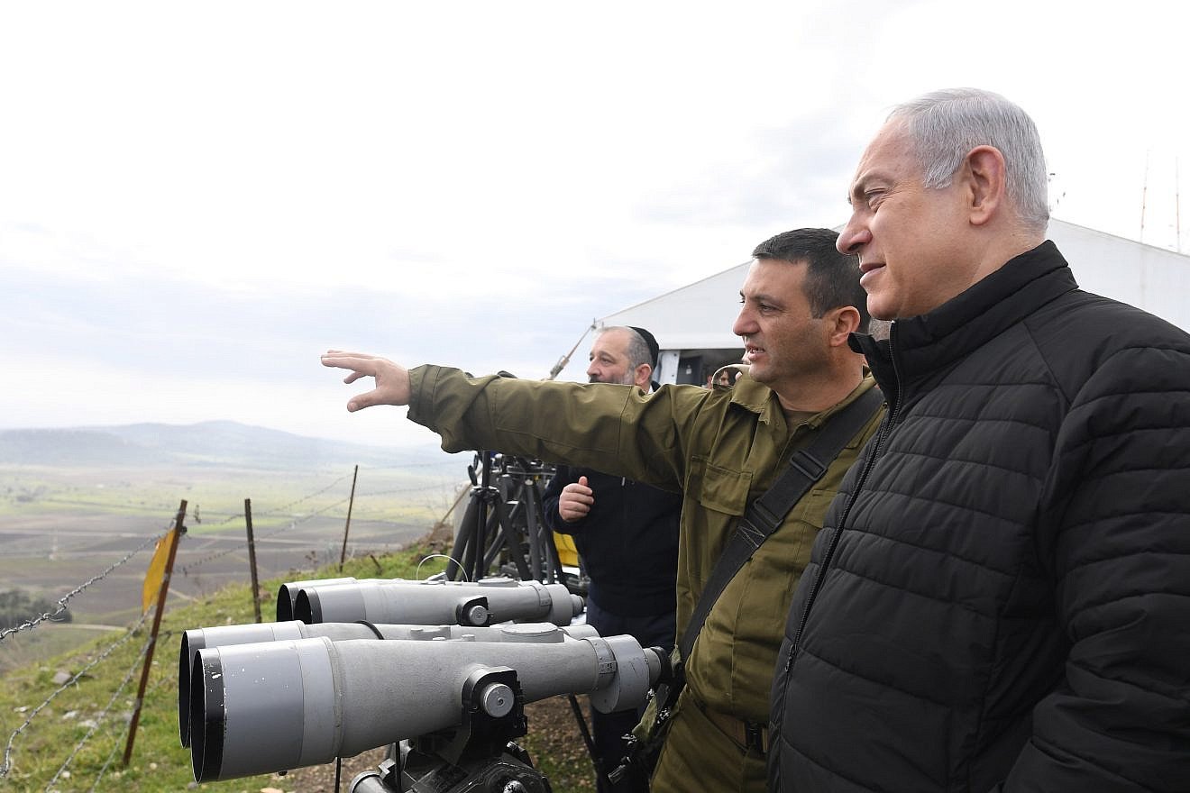 Israeli Prime Minister Benjamin Netanyahu and Security Cabinet members get a tour with the North Front Command in the Golan Heights on Feb. 6, 2018. Credit: Kobi Gideon/GPO.