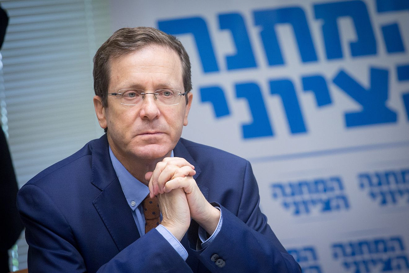 Opposition Leader Isaac Herzog attends a faction meeting at the Israeli parliament on May 21, 2018. Photo by Miriam Alster/Flash90.