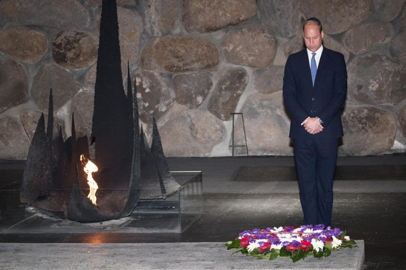 Prince William, Duke of Cambridge, lays a wreath during a ceremony at the Hall of Remembrance in the Yad Vashem Holocaust memorial in Jerusalem on June 26, 2018. Photo by Yonatan Sindel/Flash90.