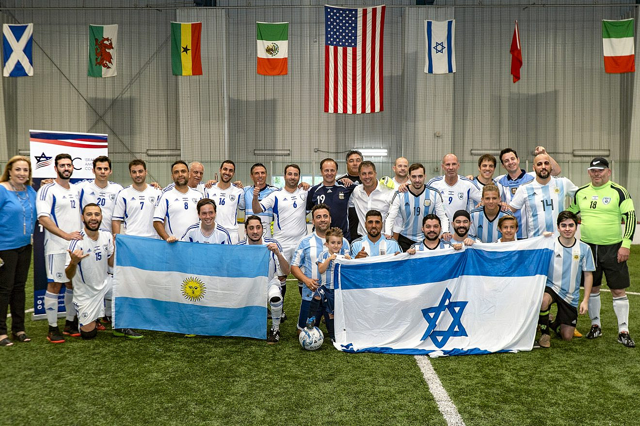 Israeli-American and Argentinian-American soccer teams at a friendly match in Las Vegas. Credit: Israeli-American Council.