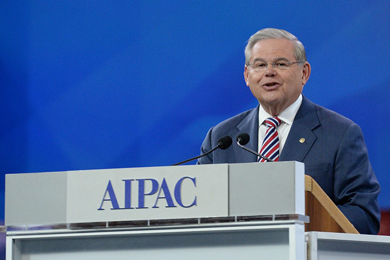 Sen. Robert Menendez (R-N.J.) speaking at AIPAC policy conference. Credit: AIPAC.