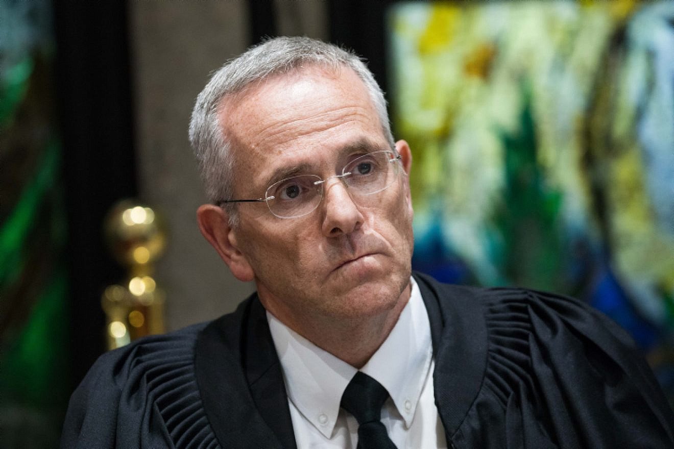 Supreme Court Justice David Mintz attends a swearing-in ceremony for newly appointed judges for the Supreme Court at the President's residence in Jerusalem, on June 13, 2017. Photo by Yonatan Sindel/Flash90.