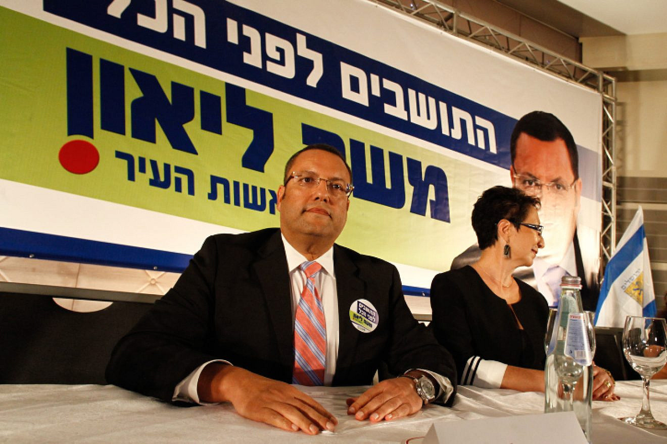 Candidate for the Jerusalem mayoral race Moshe Lion seen at a Rosh Hashana toast in Jerusalem. Sunday, Sept. 1, 2013. Photo by Flash90.
