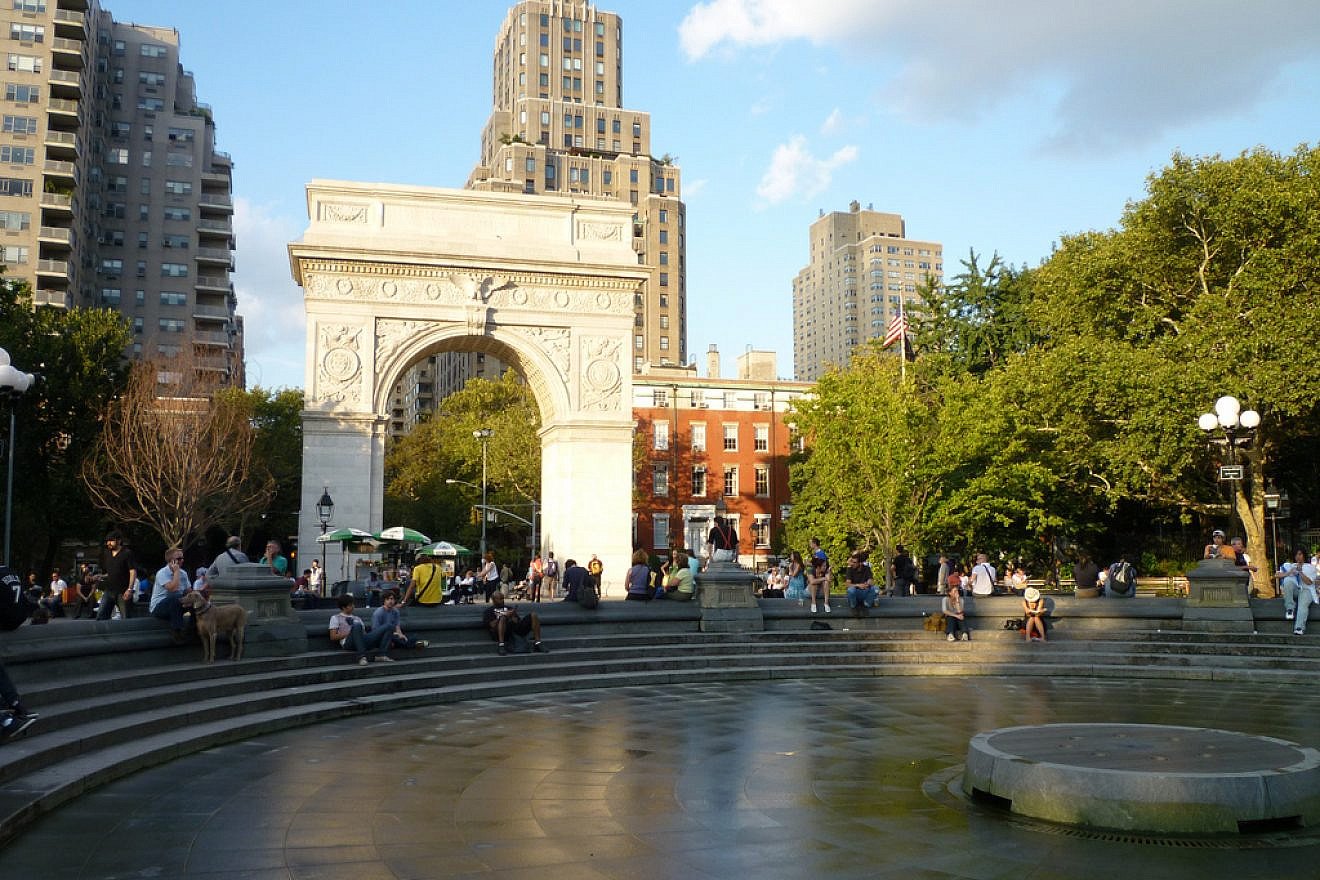 The New York University campus next to Washington Square Park. Credit: Travis Grathwell/Flickr.
