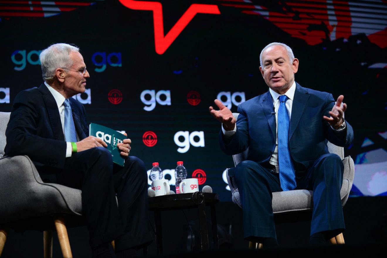 Prime Minister Benjamin Netanyahu with Richard V. Sandler, Chairman of The Jewish Federation of North America (JFNA) at the Jewish federation's annual General Assembly in Tel Aviv, on October 24, 2018. Photo by Tomer Neuberg/Flash90