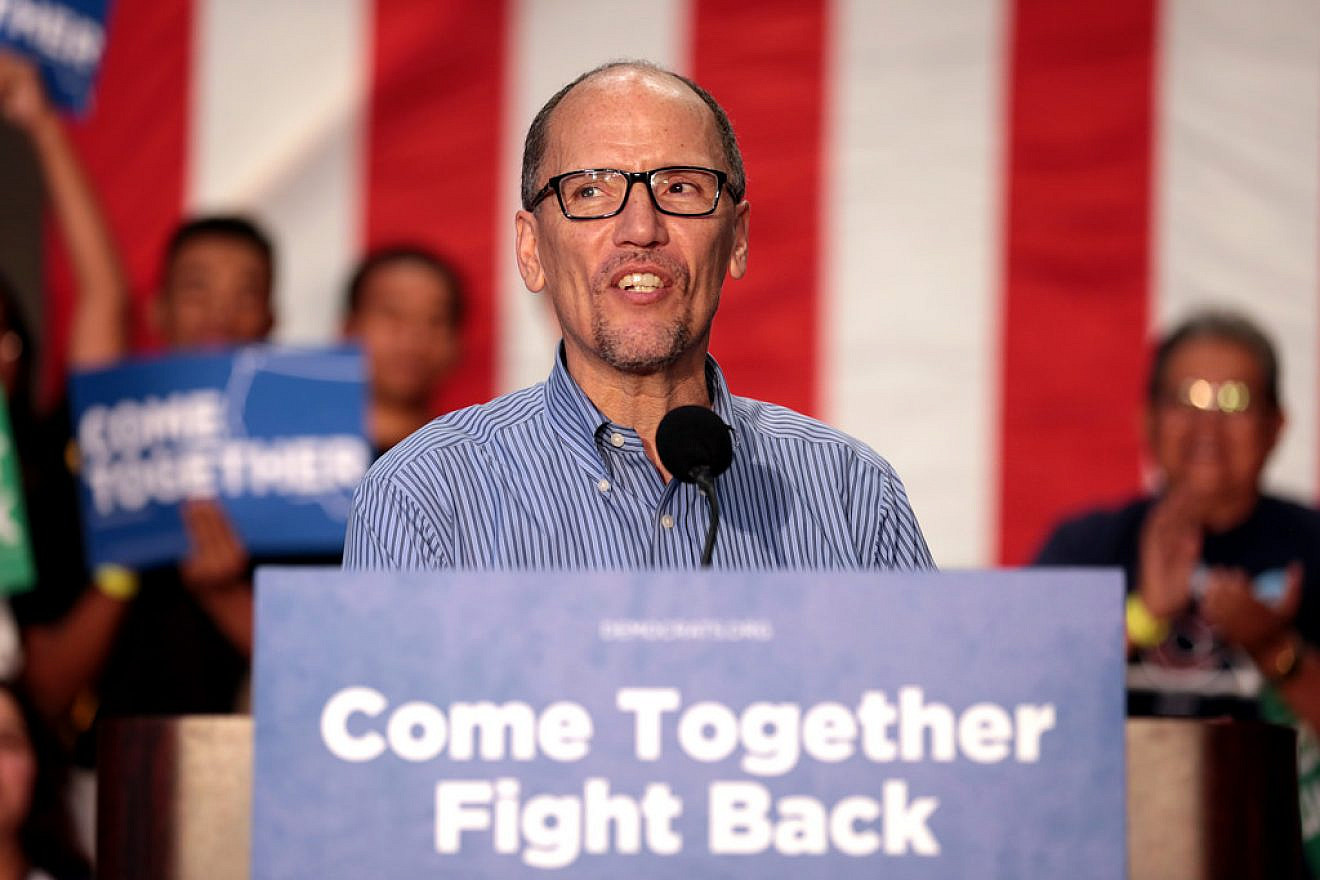 Democratic National Committee Chairman Tom Perez speaking with supporters at a “Come Together and Fight Back” rally with Vermont Sen. Bernie Sanders, hosted by the Democratic National Committee at the Mesa Amphitheater in Mesa, Ariz. Credit: Gage Skidmore/Flickr.