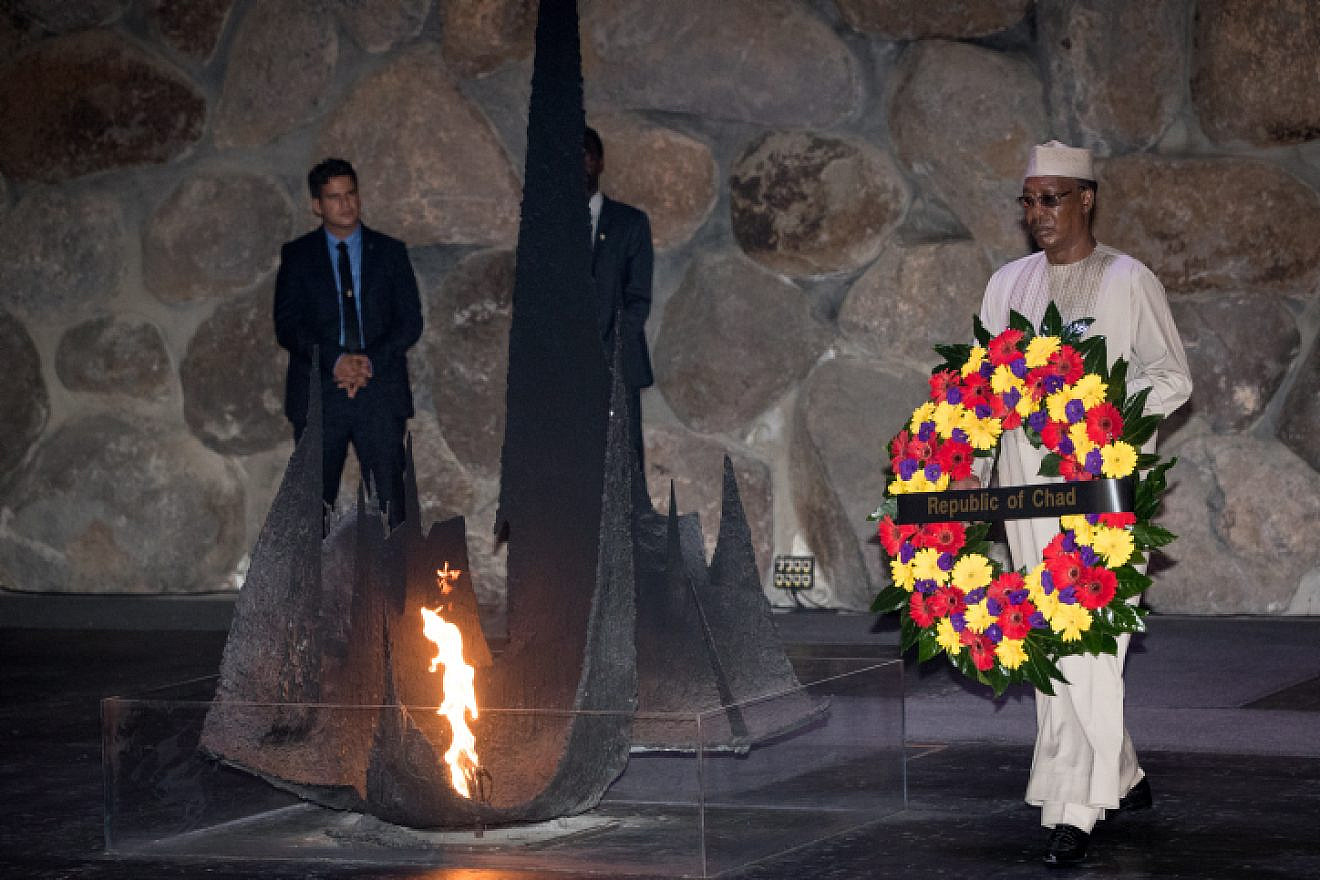 Chad's President Idriss Déby during a visit at the Yad Vashem Holocaust memorial museum in Jerusalem on Nov. 26, 2018. Photo by Yonatan SIndel/Flash90.