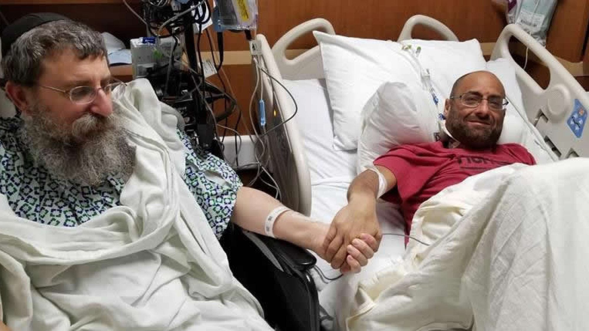 Rabbi Ephraim Simon (left) and Adam Levitz after the partial liver transplant that saved Levitz’s life. Credit: Chabad.org/News.