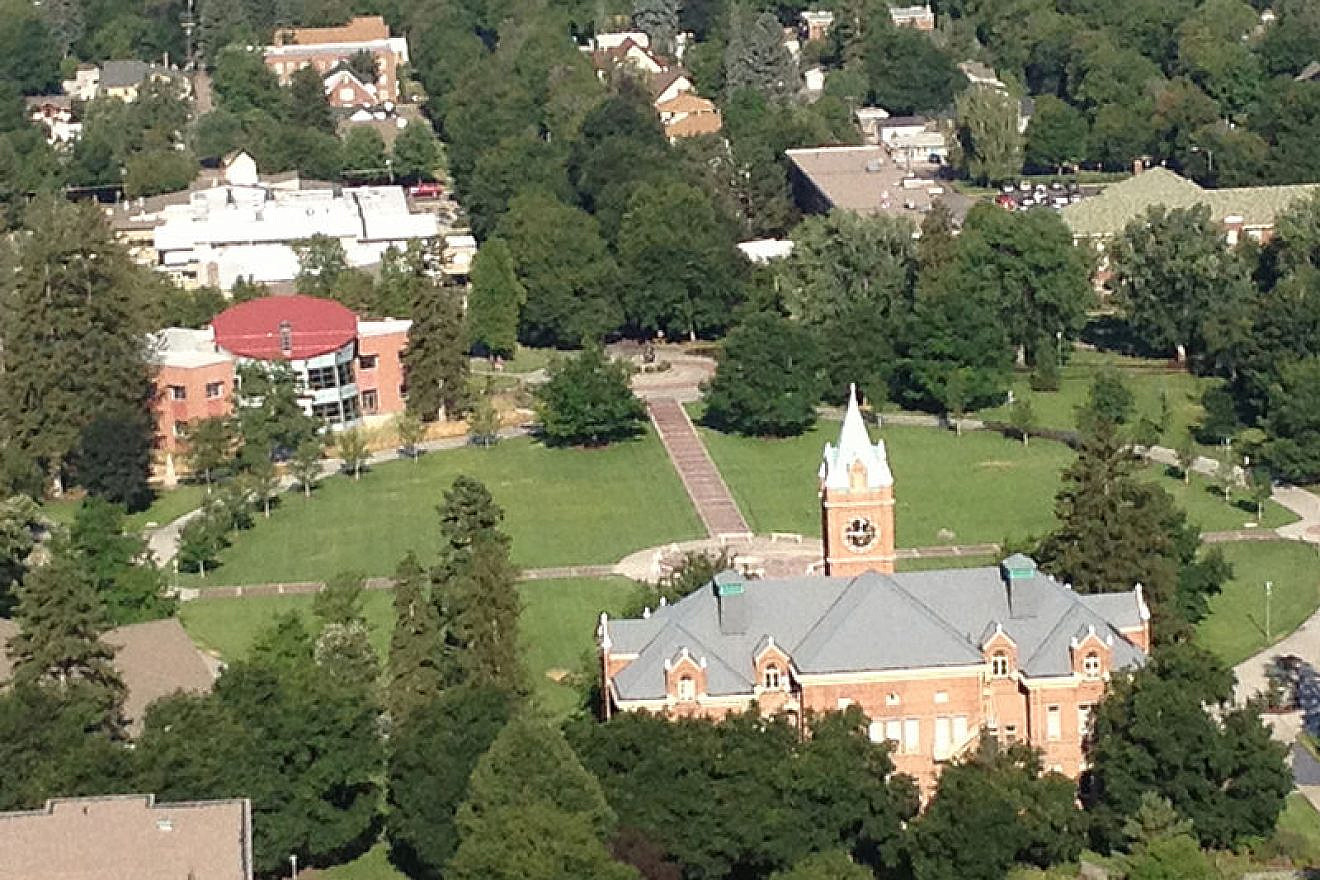 View of the University of Montana campus in Missoula. Credit: Djembayz/Wikimedia Commons.