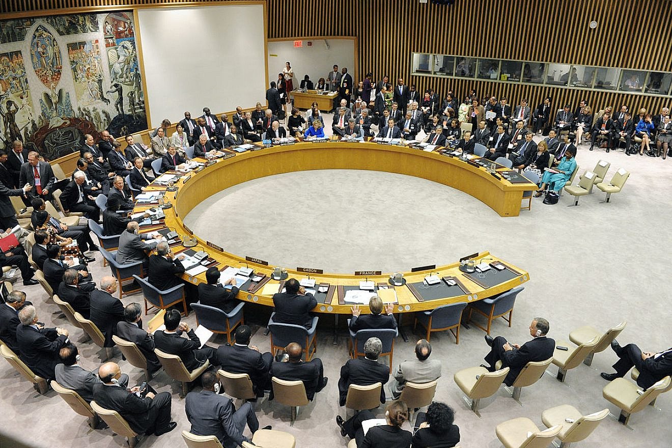 Then-British Foreign Secretary William Hague giving a speech at the U.N. Security Council Summit on “Ensuring the Security Council’s Effective Role in Maintaining International Peace and Security” on Sept. 23, 2010. Photo by Ky Chung/U.N.  via Wikimedia Commons.