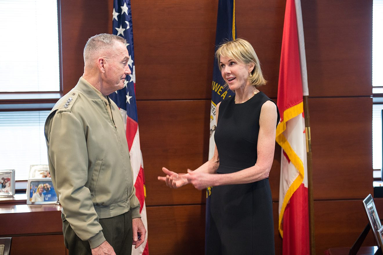 U.S. Ambassador to Canada Kelly Kraft meets with U.S. Marine Corps Gen. Joe Dunford, chairman of the Joint Chiefs of Staff. Credit: DoD Photo by U.S. Army Sgt. James K. McCann.