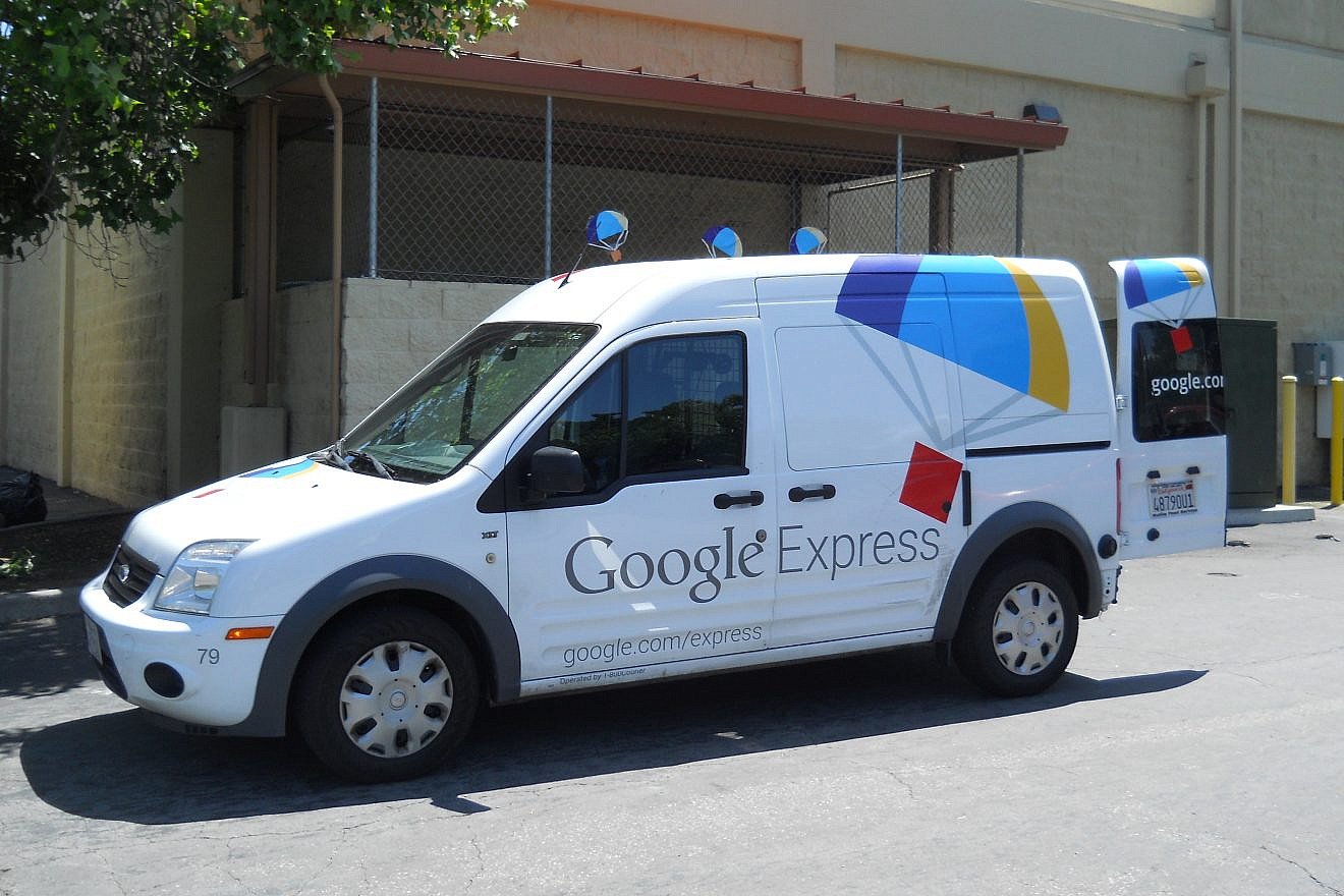 Google Express delivery van. Credit: Wikimedia Commons.