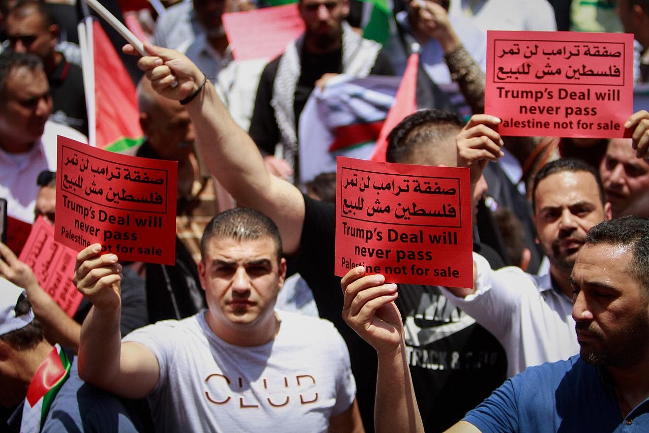 Palestinian demonstrators protest against U.S. President Donald Trump's Middle East peace plan, and the "Peace to Prosperity" conference in Bahrain, in the West Bank city of Nablus on June 25, 2019. Photo by Hassan Jedi/Flash90.