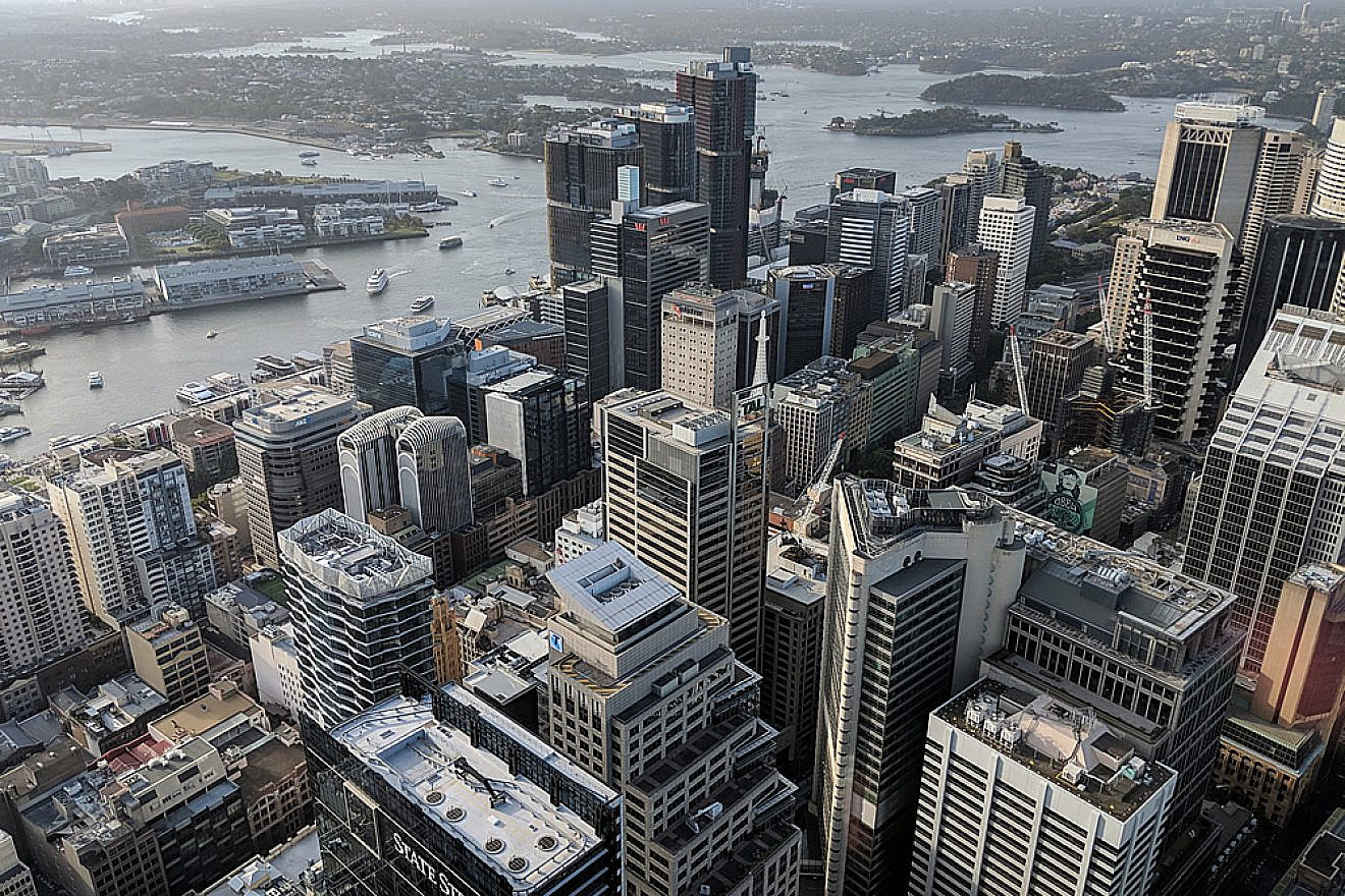 The northwestern portion of the central business district of Sydney from Sydney Tower. Credit: Wikimedia Commons.