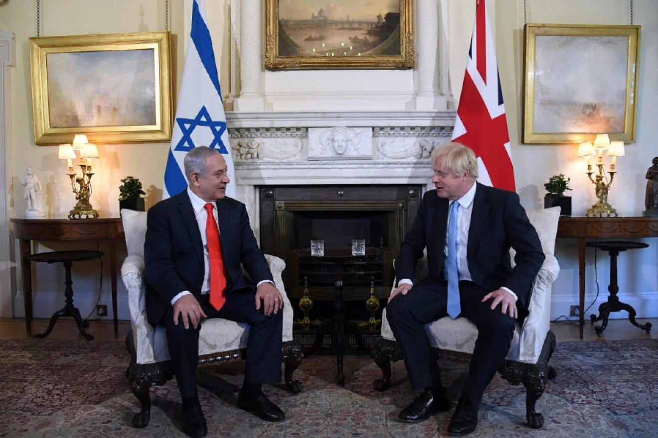 British Prime Minister Boris Johnson and Israeli Prime Minister Benjamin Netanyahu in London on Sept. 5, 2019. Photo by Chaim Tzach/GPO.