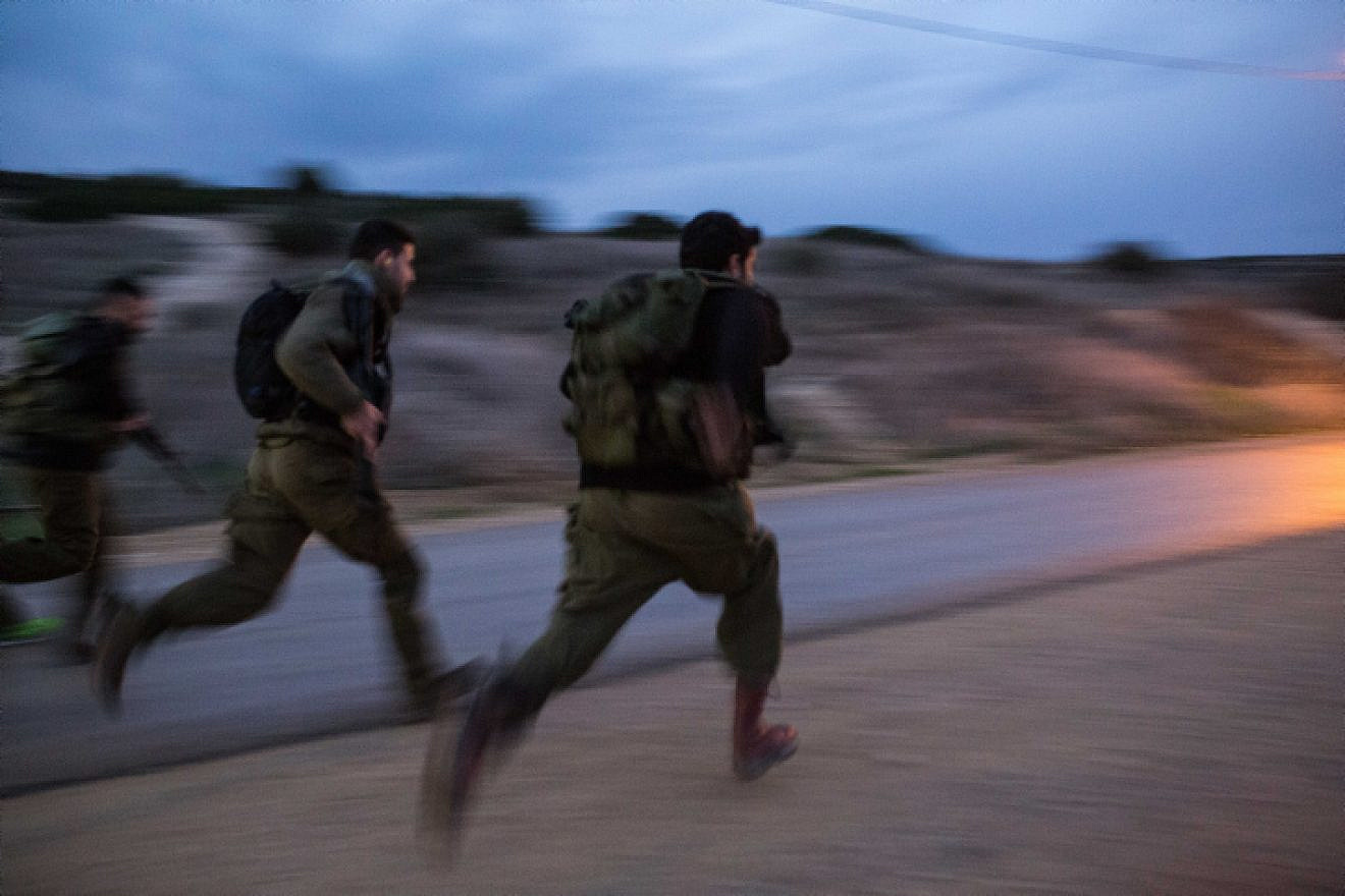 Israeli reserve soldiers take part in a training drill in Baf Lachish army base in southern Israel on Dec. 19, 2016. Photo by Maor Kinsbursky/Flash90.
