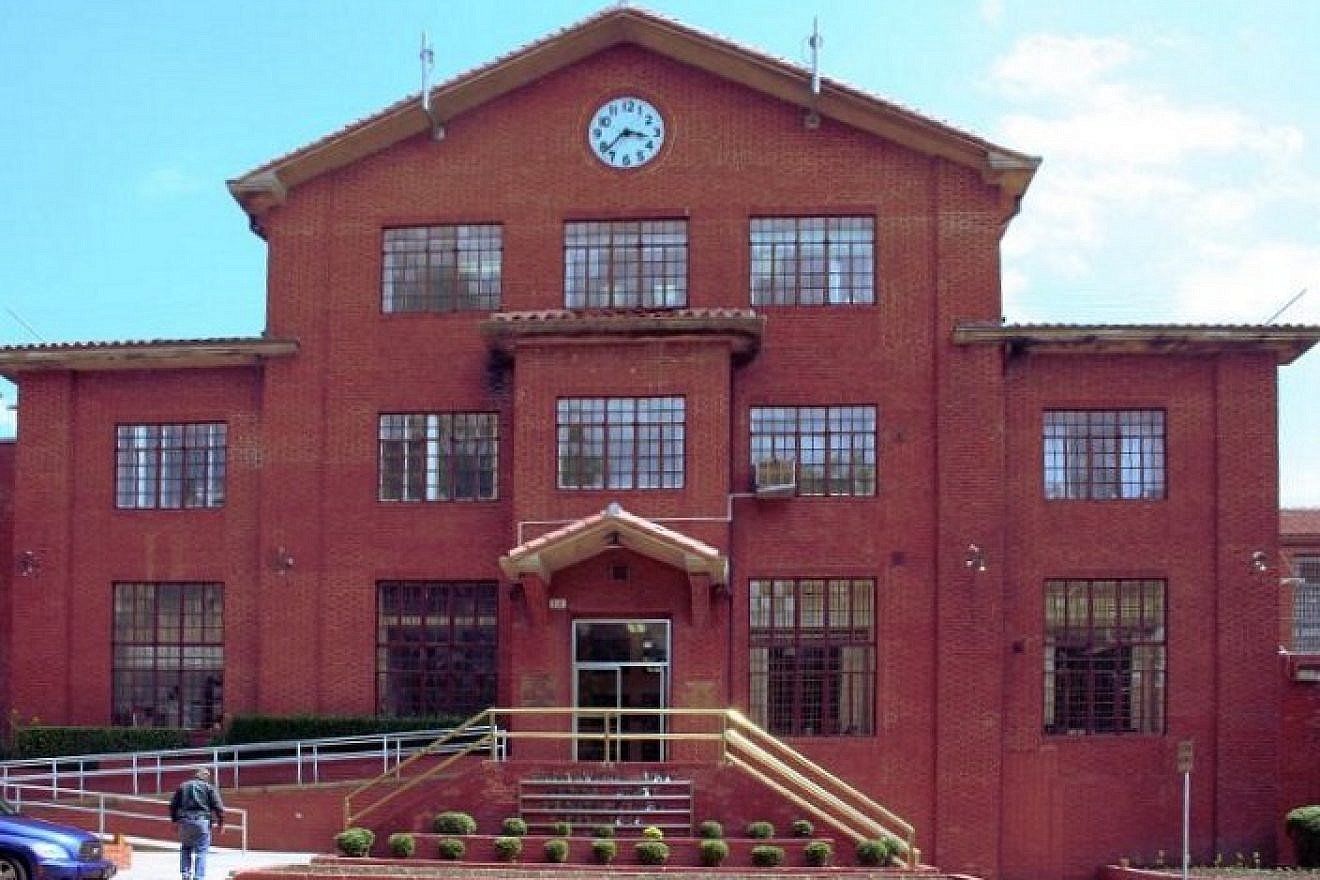 Huntsville Unit in Huntsville, Texas, where the state's death-row inmates are executed. Credit: Wikimedia Commons.
