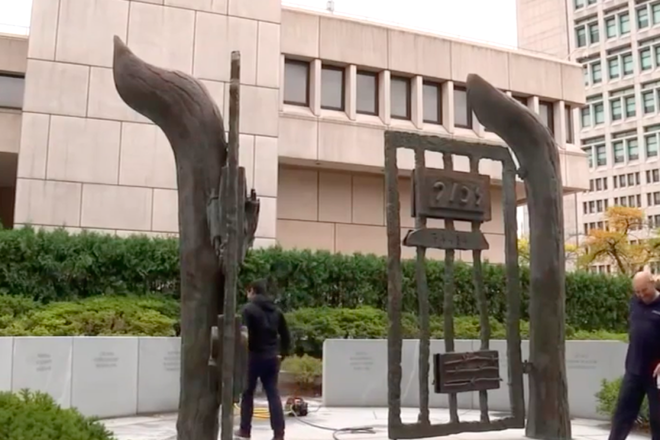 Workers clean up anti-Semitic vandalism at the Garden of Remembrance Holocaust memorial in White Plains, N.Y., on Oct. 8, 2019, right before the Jewish holiday of Yom Kippur. Source: Screenshot.