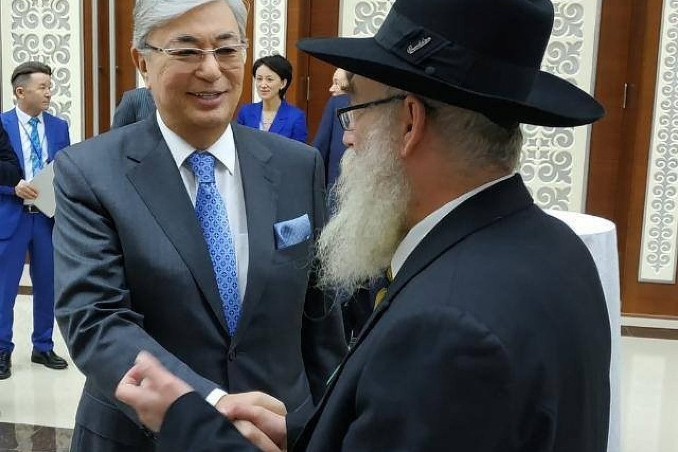 Kazakhstan President Kassym-Jomart Tokayev with Chief Rabbi of Kazakhstan Yeshaya E. Cohen. Credit: Courtesy.