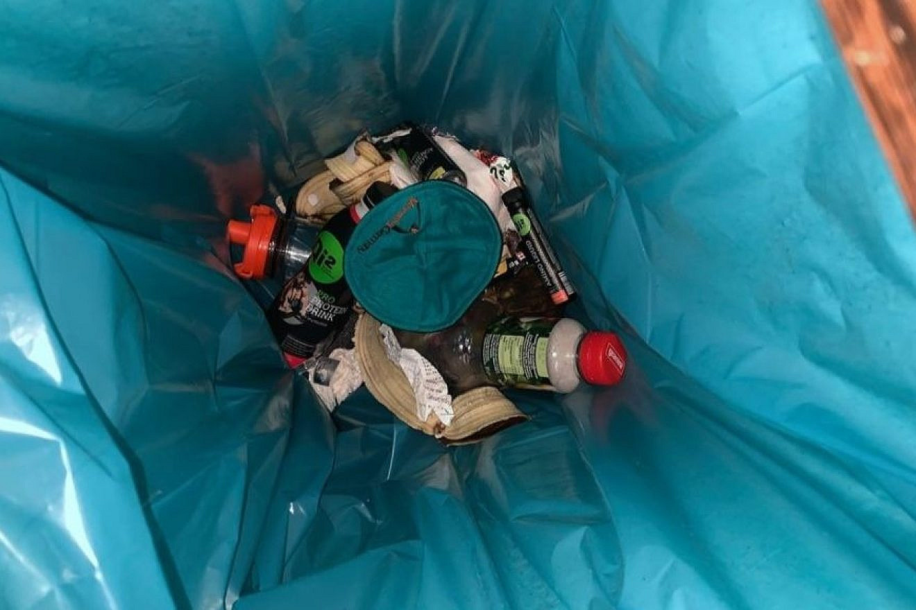 A kipah was thrown in the trash in an apparent anti-Semitic attack at German fitness studio. Source: Samuel Kantorovych/Facebook.