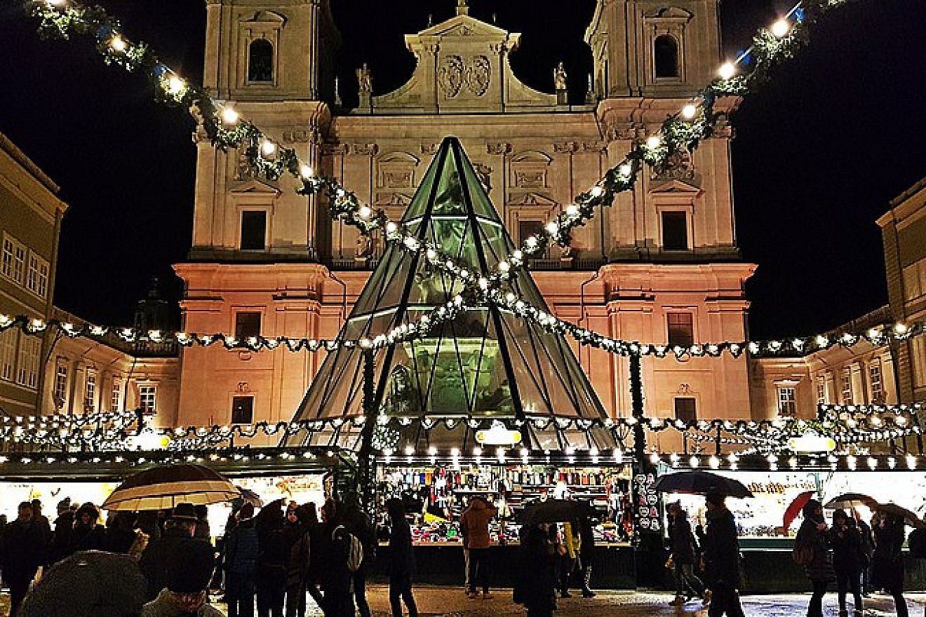 A Christmas market in Salzburg, Austria, on Dec. 2, 2018. Credit: Wikimedia Commons.