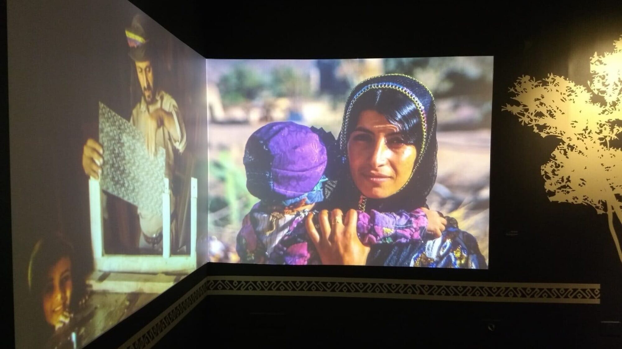 An image of a Yemenite Jew featured in a display at the museum. Photo by Sophie Gibly.
