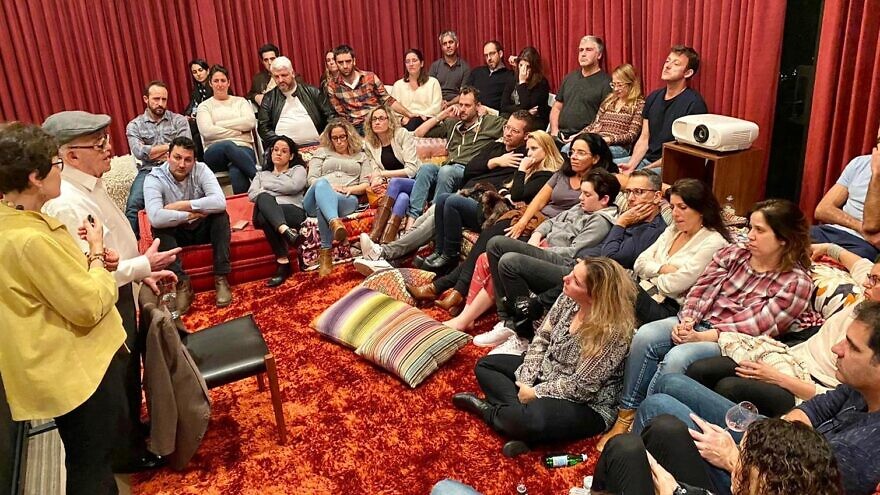 Holocaust survivor Ben Stern speaks to a group of Silicon Valley executives at the home of Israel Collaboration Network founder and CEO Yasmin Lukatz on International Holocaust Remembrance Day, Jan. 27, 2020. Photo by Tomer Lukatz.