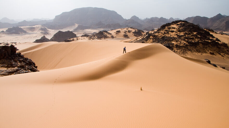 The Sahara Desert. Credit: Wikimedia Commons.