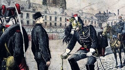 Capt. Alfred Dreyfus being stripped of rank in the French military (“Le traître : Dégradation d’Alfred Dreyfus”), on Jan. 13, 1895. Credit: Henri Meyer, National Library of France (Bibliothèque Nationale de France).
